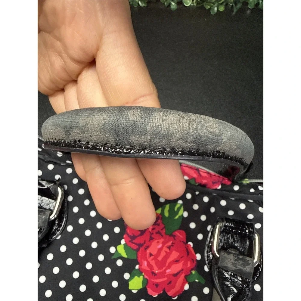 Betsey Johnson laptop bag Roses
